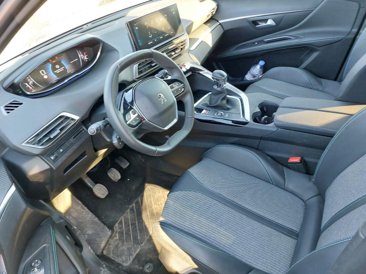 Foto Peugeot 5008 12