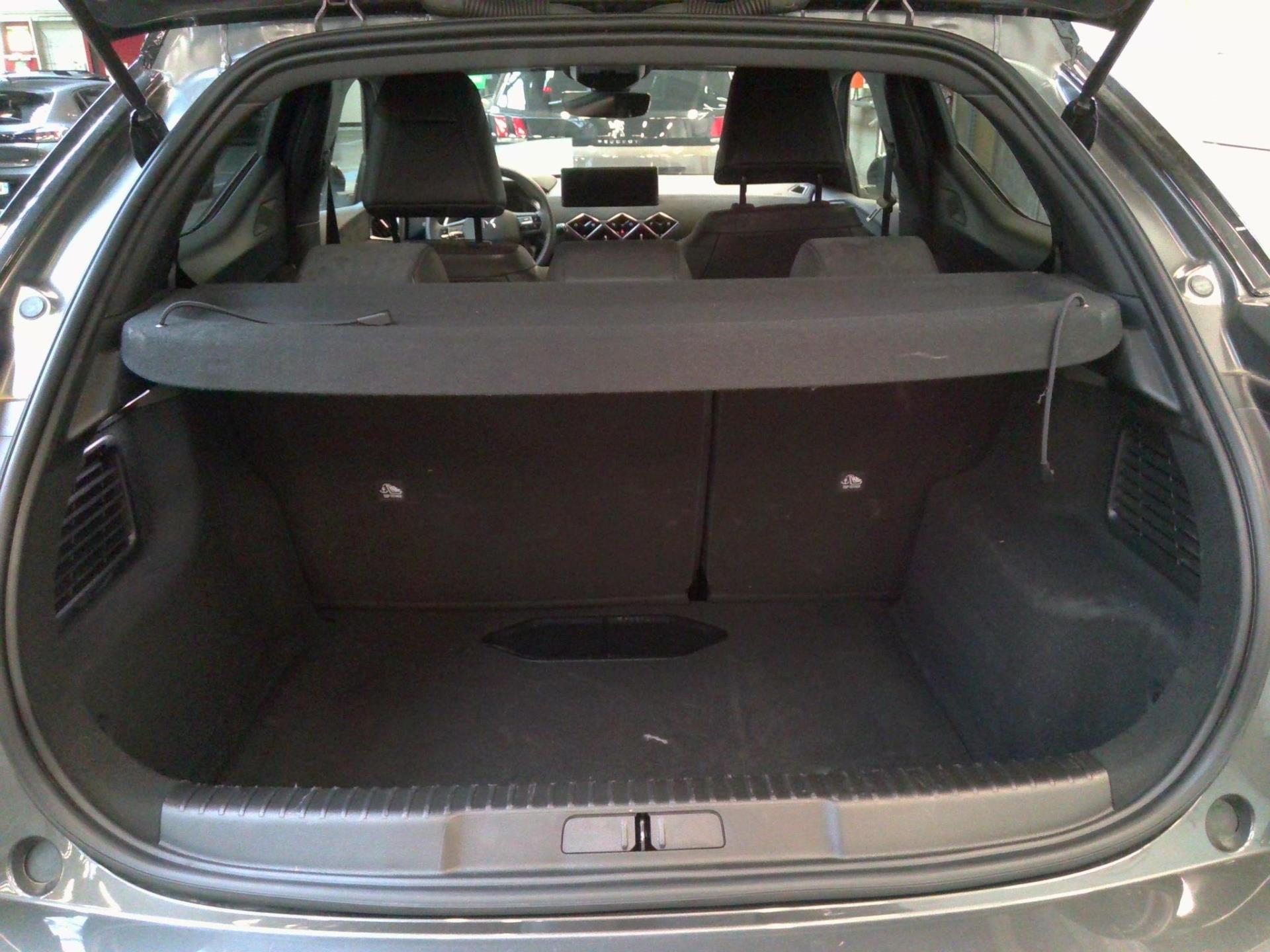 DS DS 3 BlueHDi 130 EAT8 Performance Line+ 2022
