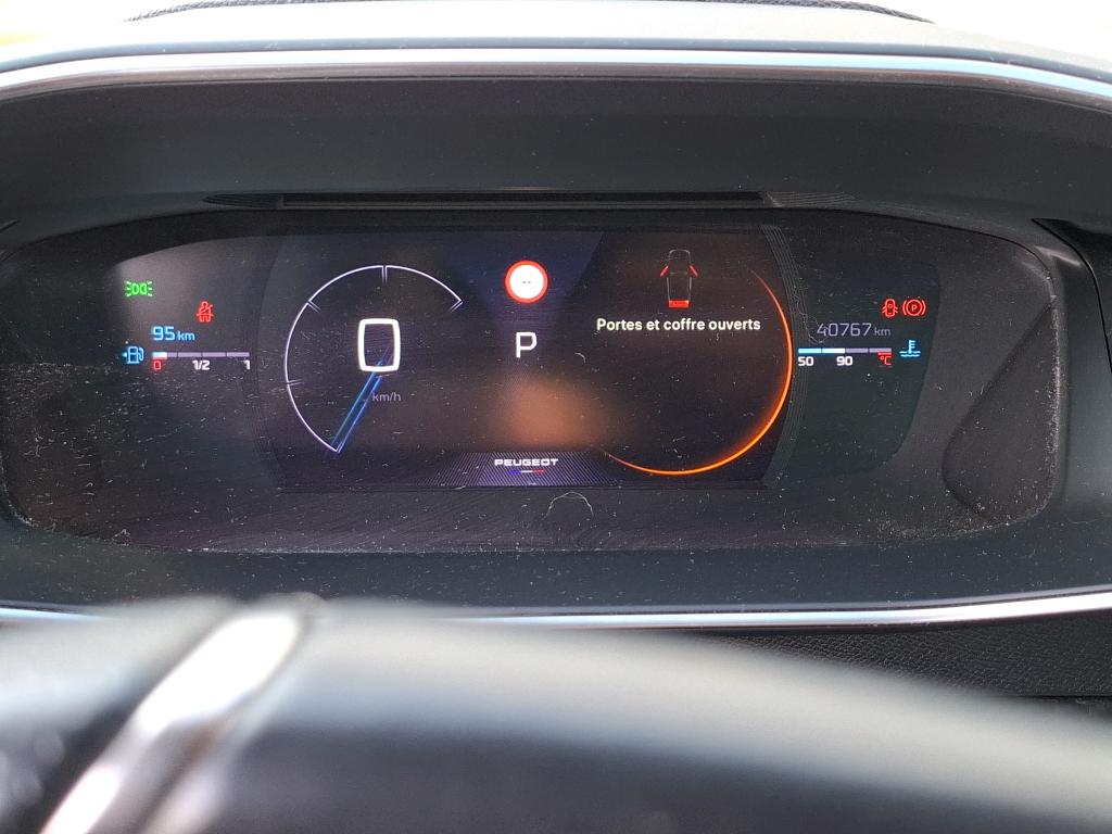 Peugeot 2008 PureTech 130 S&S EAT8 GT 2024