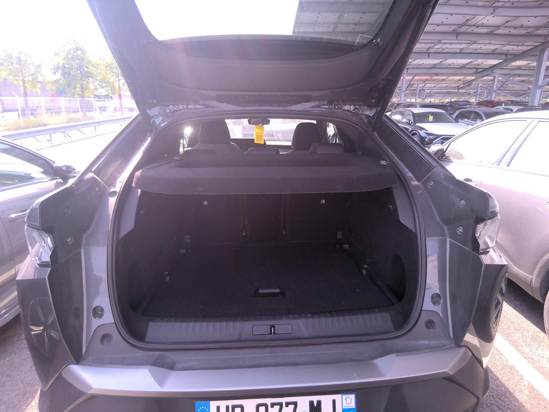 Peugeot 3008 Hybrid 145 e-DCS6 GT 2025