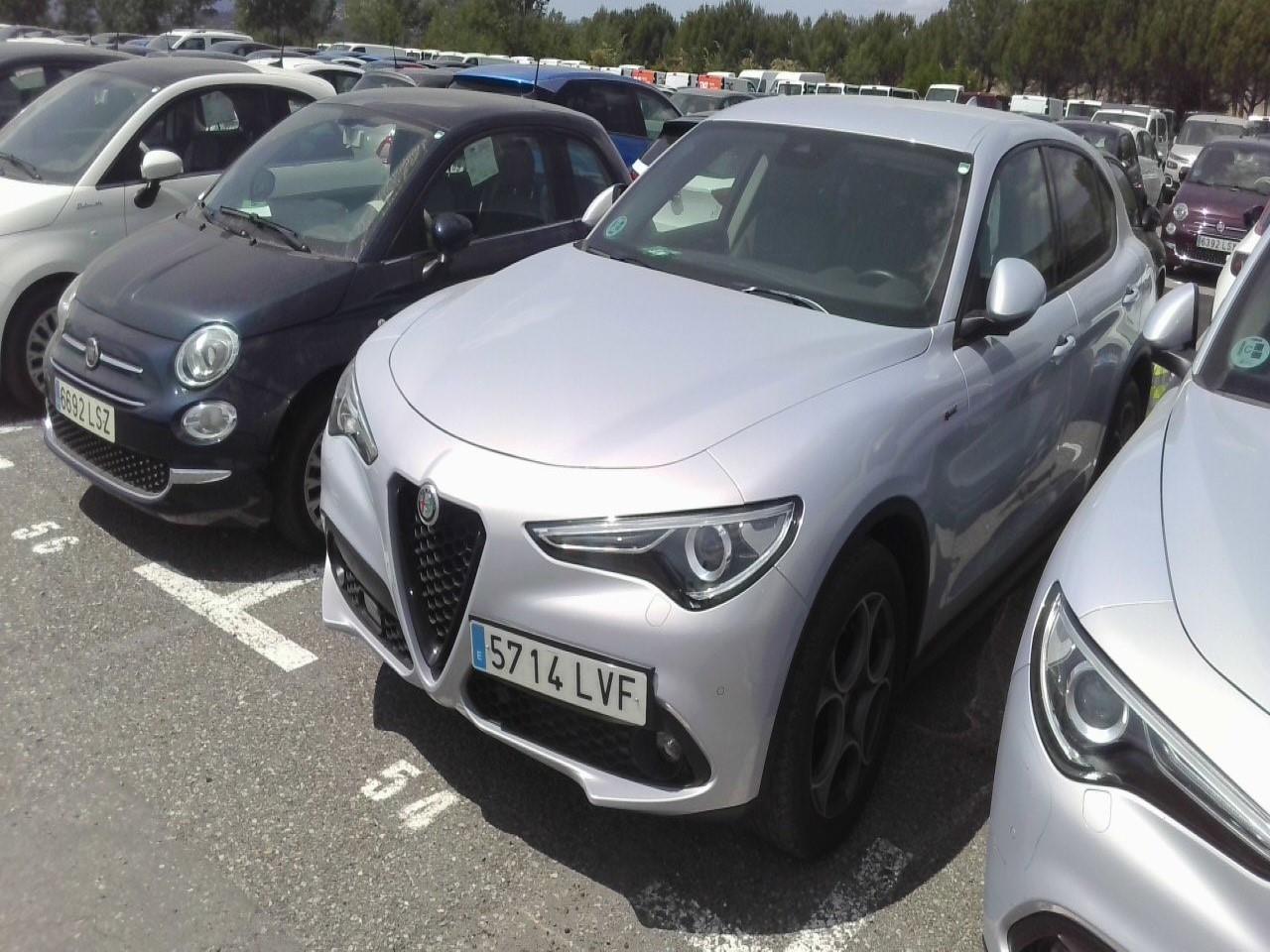 Foto Alfa Romeo Stelvio 2