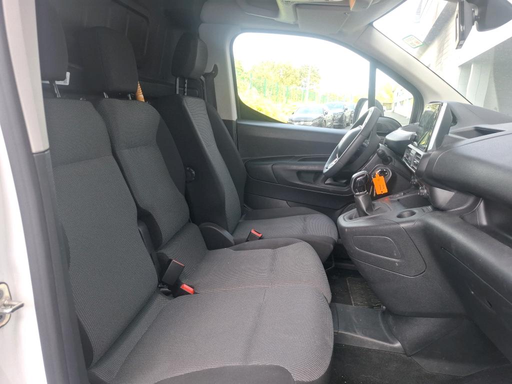 Peugeot PARTNER FOURGON STANDARD 650 KG BLUEHDI 100 S&S BVM5 ASPHALT 2021