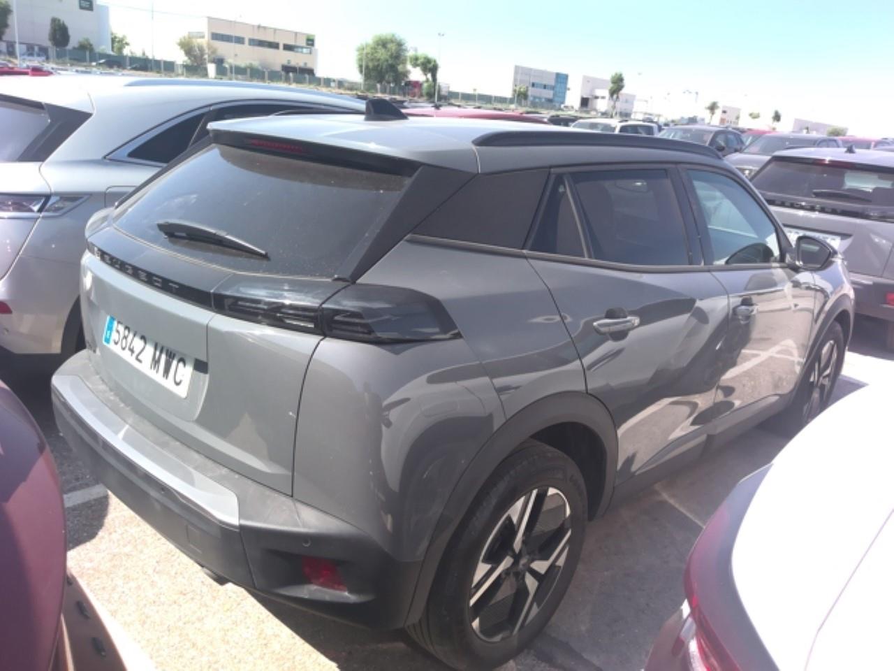 Foto Peugeot 2008 4