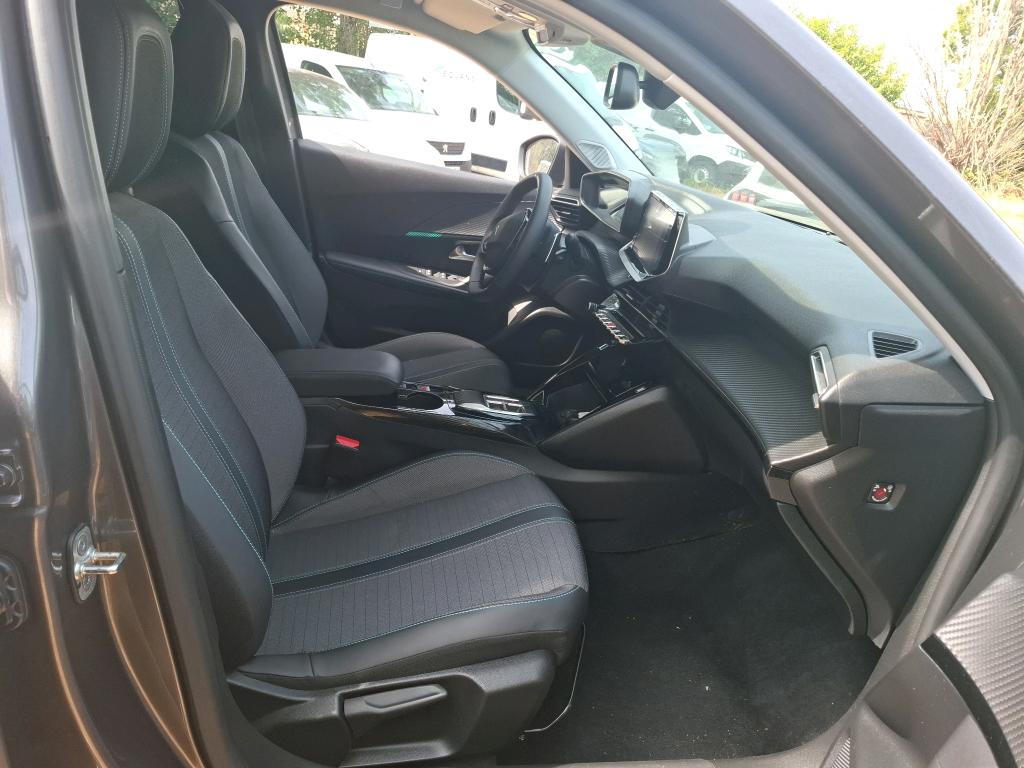 Peugeot 2008 PureTech 130 S&S EAT8 Allure Pack 2022