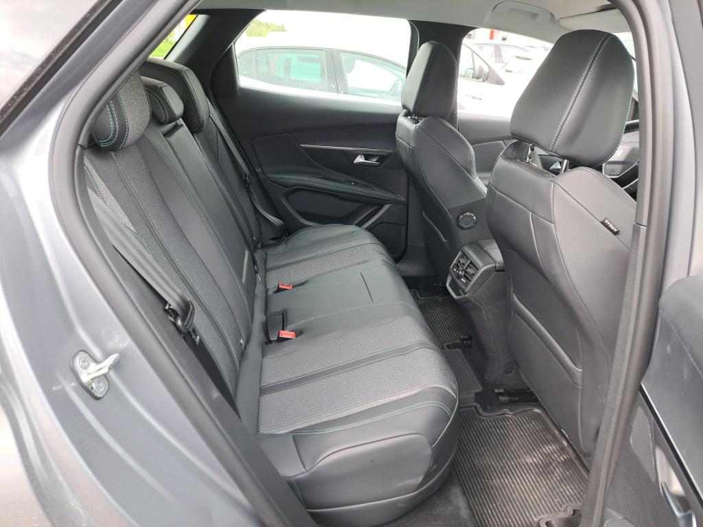 Peugeot 3008 Hybrid 225 e-EAT8 Active Pack 2022