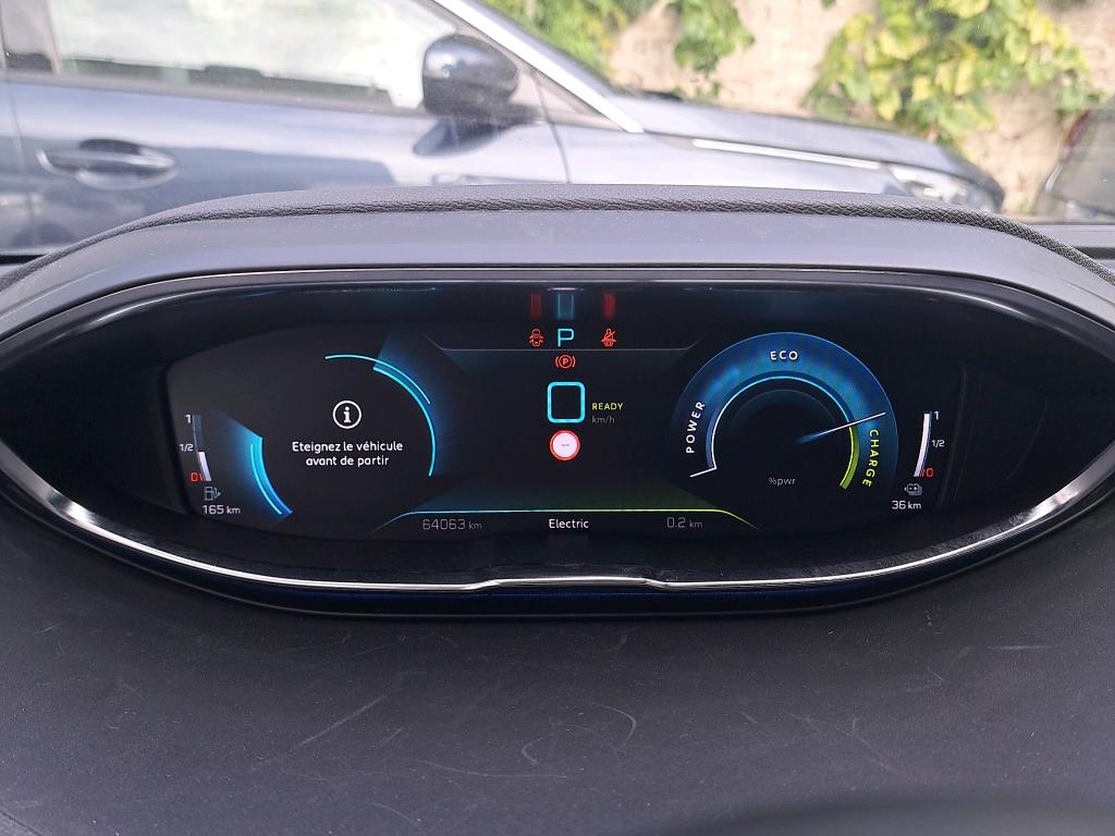 Peugeot 3008 Hybrid 225 e-EAT8 Roadtrip 2021