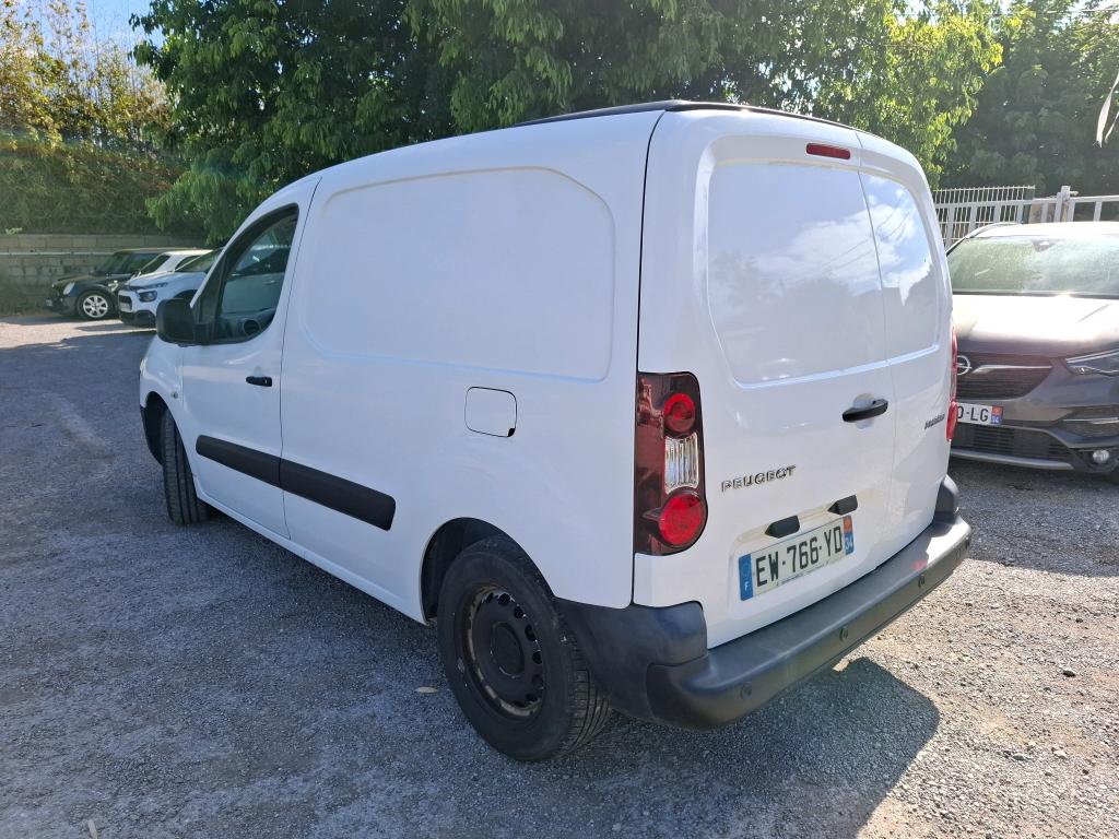 Peugeot PARTNER FOURGON STANDARD 1.6 BLUEHDI 100 BVM5 PREMIUM 2018