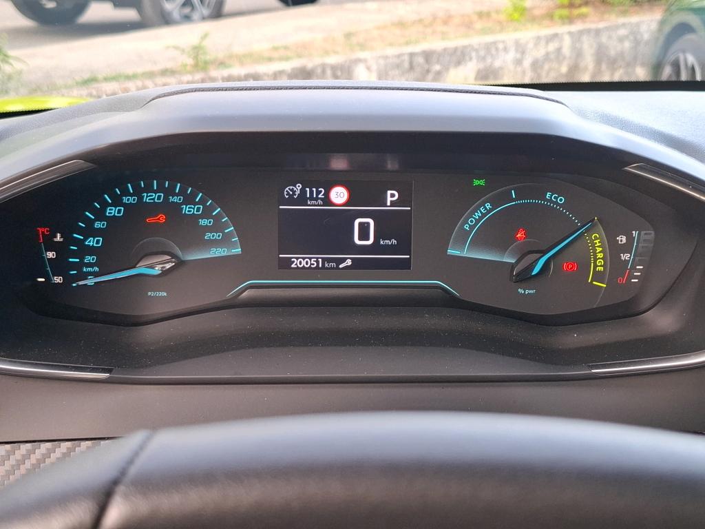 Peugeot 208 Hybrid 110 ch e-DCS6 Style 2025