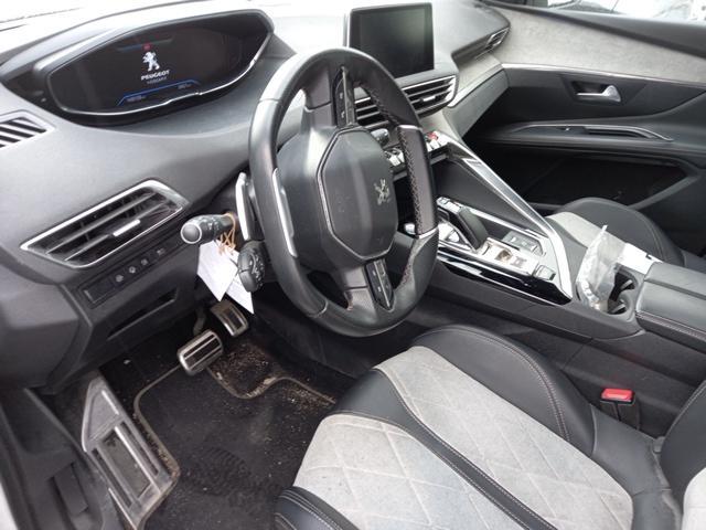 Foto Peugeot 3008 Hybrid 9