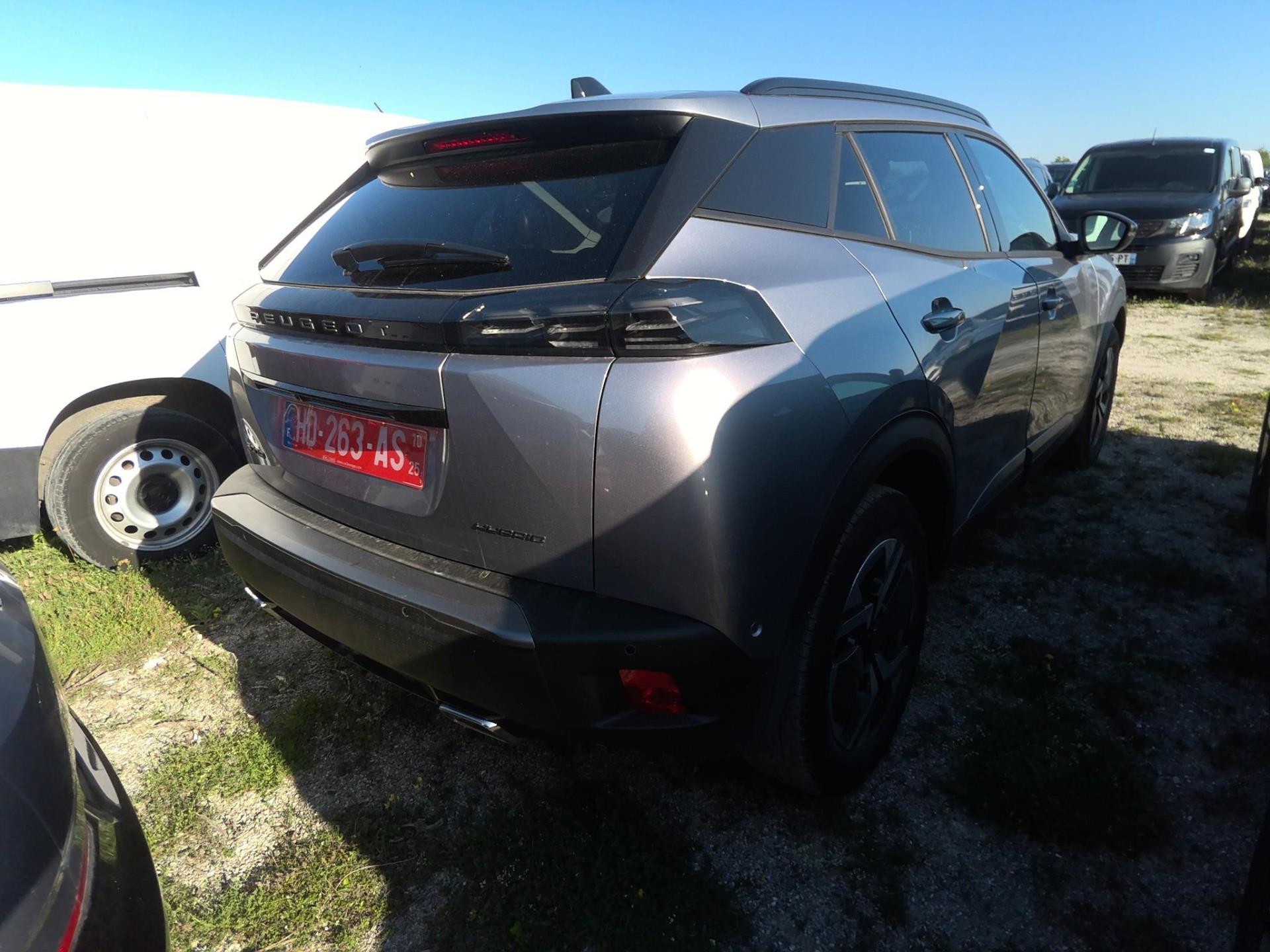 Peugeot 2008 Hybrid 145 e-DCS6 Allure 2025