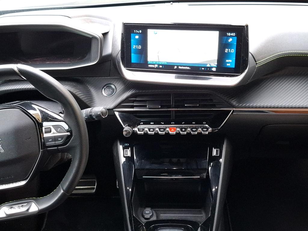 Peugeot 2008 PureTech 130 S&S EAT8 GT 2022