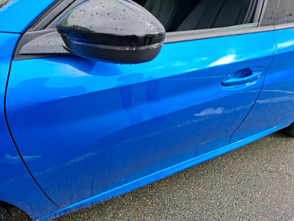 Peugeot 208 Hybrid 136 e-DCS6 Allure 2025