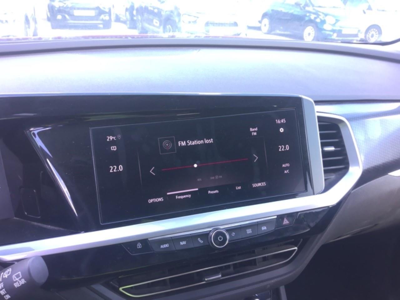Foto Opel Grandland PHEV 9