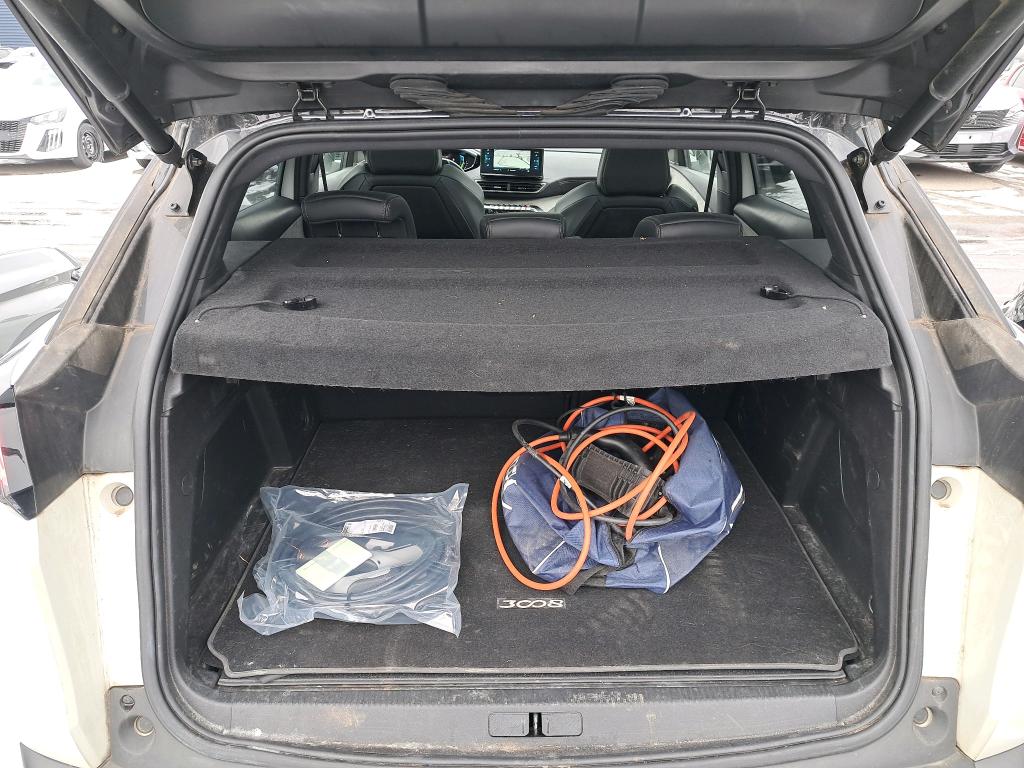 Peugeot 3008 Hybrid4 300 e-EAT8 GT Pack 2021