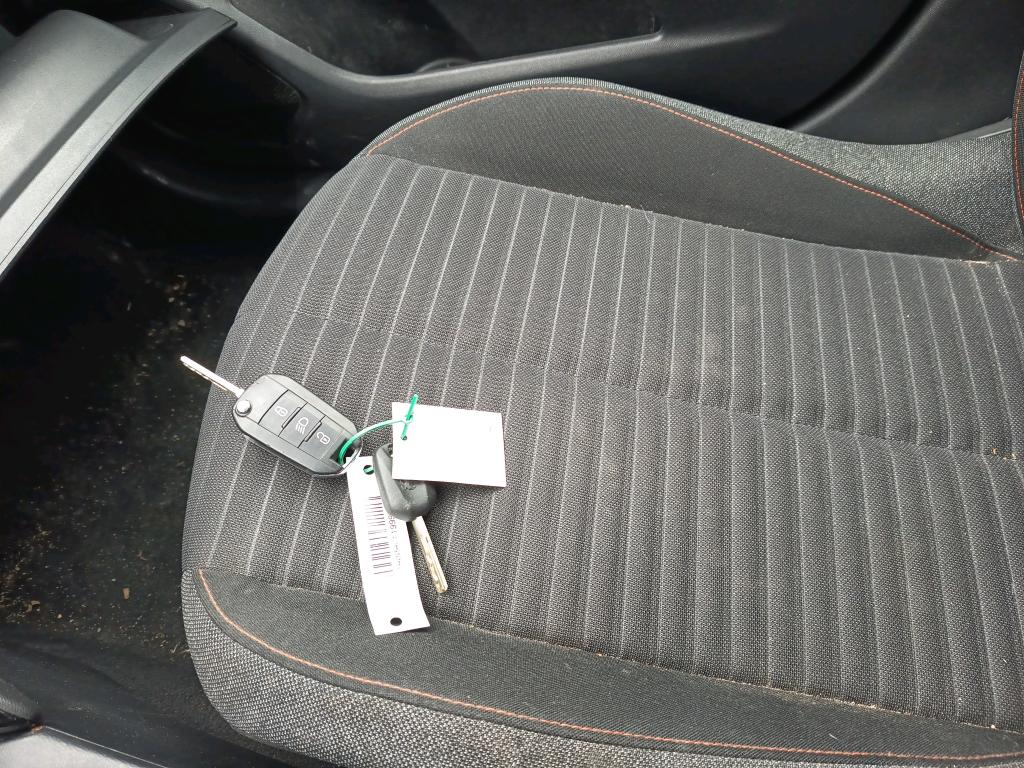 Peugeot 208 BlueHDi 100 S&S BVM6 Active 2021