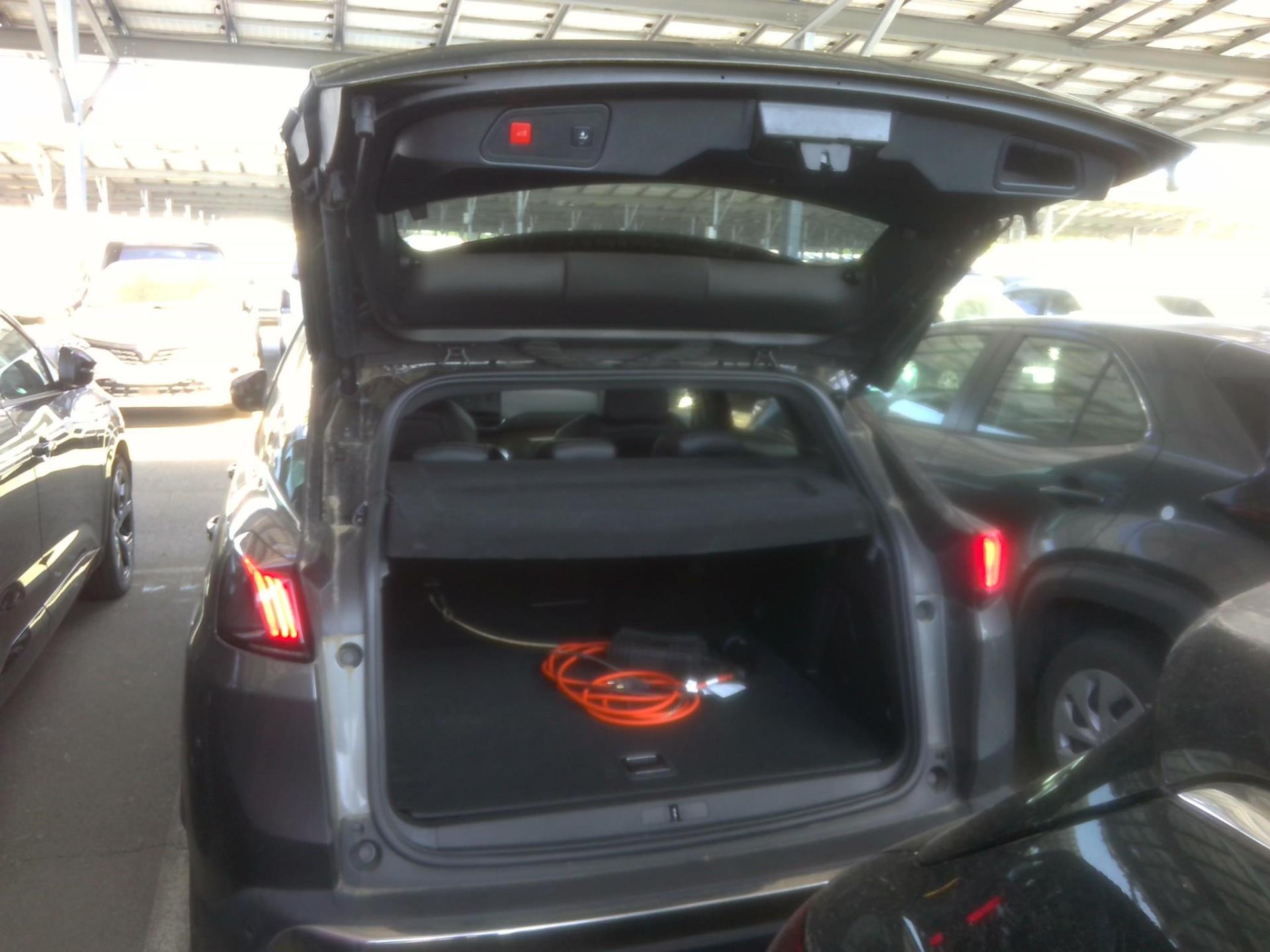 Peugeot 3008 Hybrid4 300 e-EAT8 GT Pack 2022
