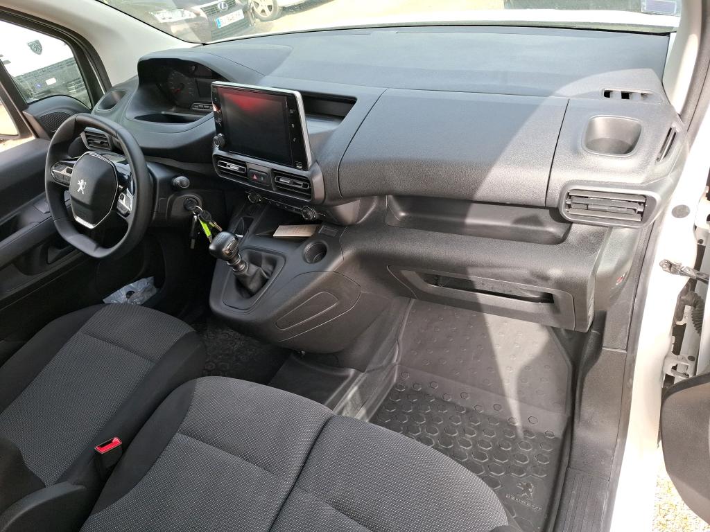 Peugeot PARTNER FOURGON STANDARD 650 KG PURETECH 110 S&S BVM6 PREMIUM 2021