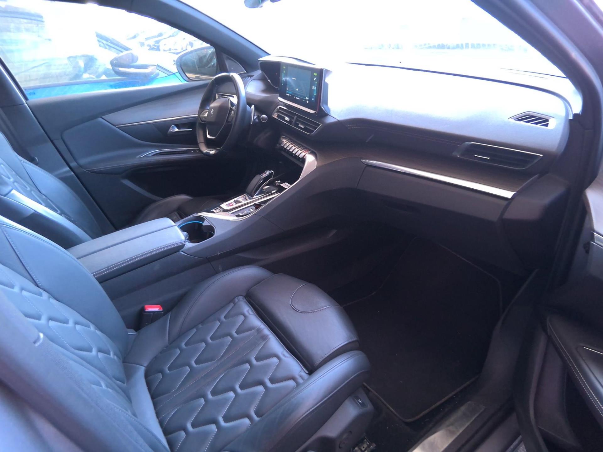 Peugeot 3008 Hybrid4 300 e-EAT8 GT Pack 2022