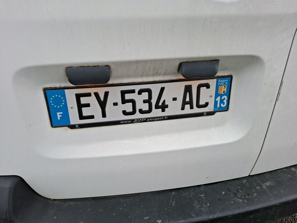 Peugeot EXPERT FGN TOLE STANDARD 2.0  BLUEHDI 120 S&S BVM6 PREMIUM 2018
