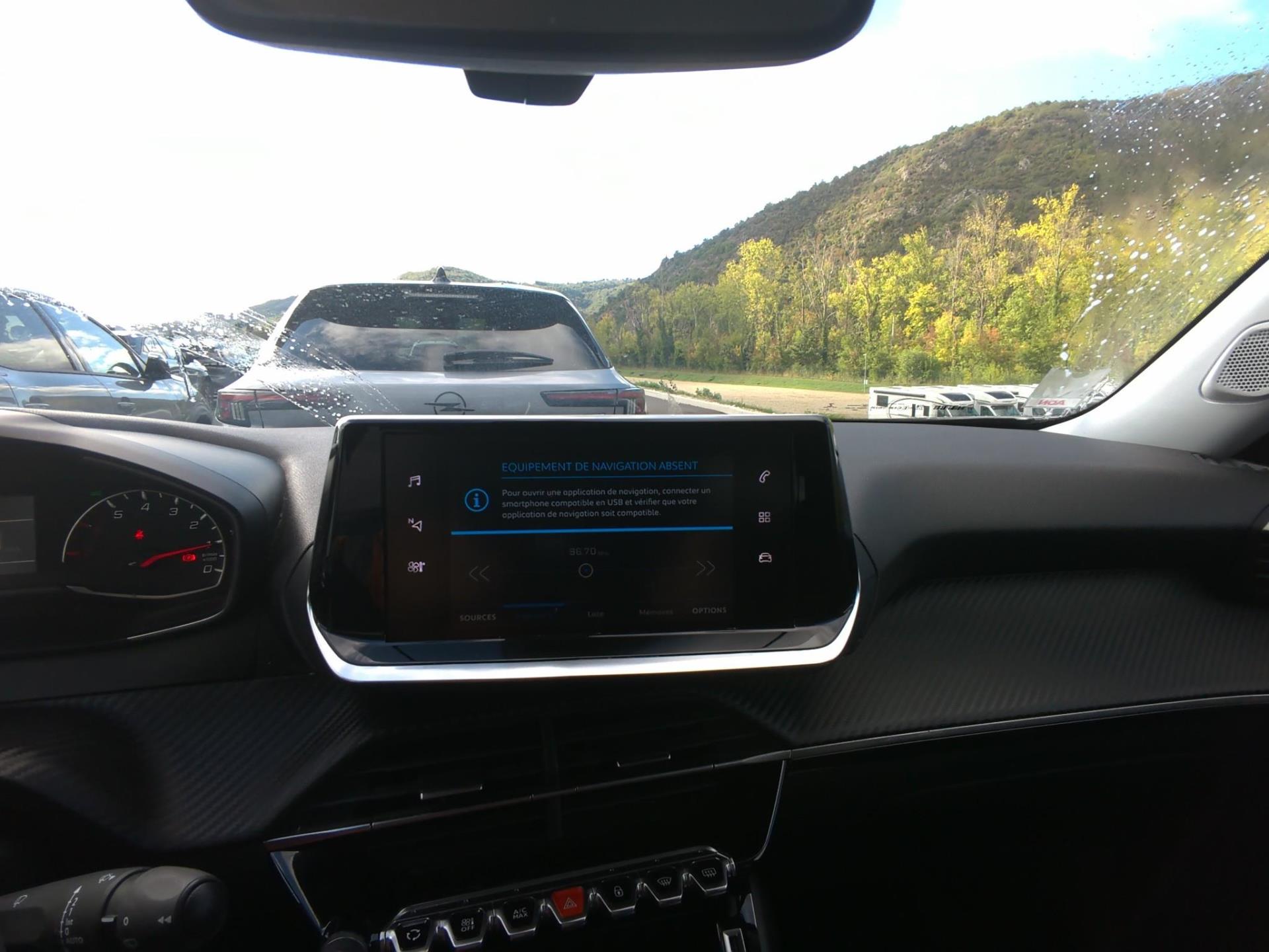 Peugeot 2008 PureTech 100 S&S BVM6 Style 2022