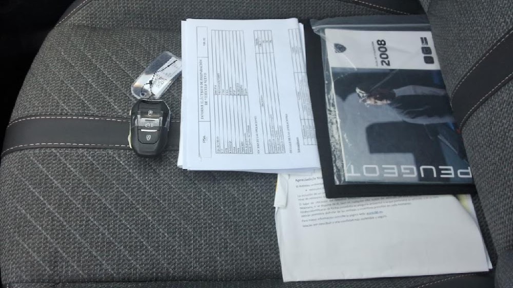 Foto Peugeot 2008 8