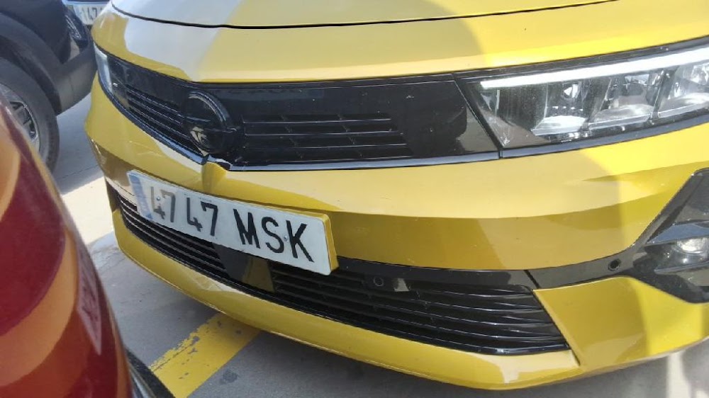Opel Astra Astra 5P GS 1.2T XHT MT6 S/S 130 CV (96kW)