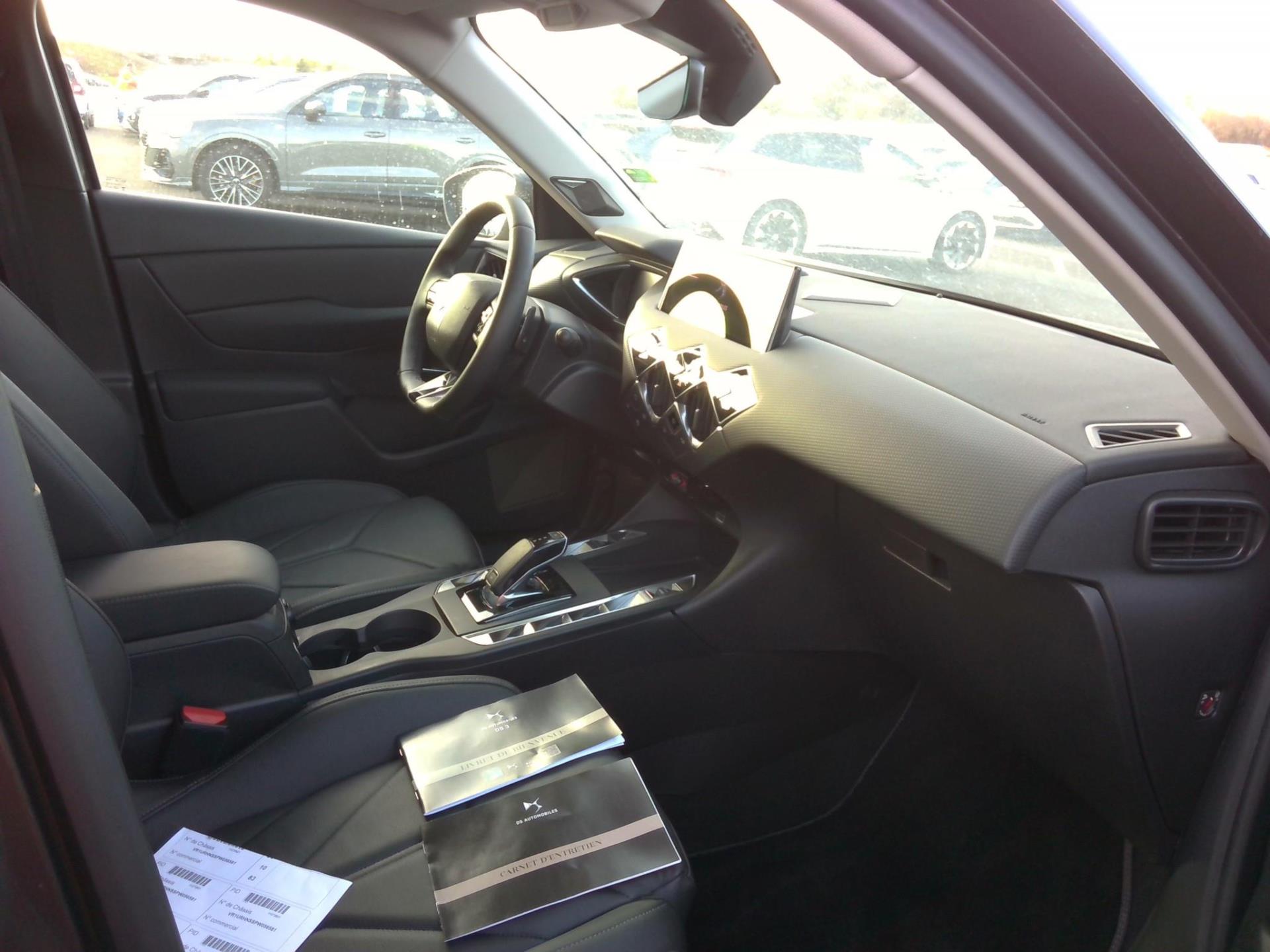 DS DS3 Crossback PureTech 130 EAT8 Rivoli 2023