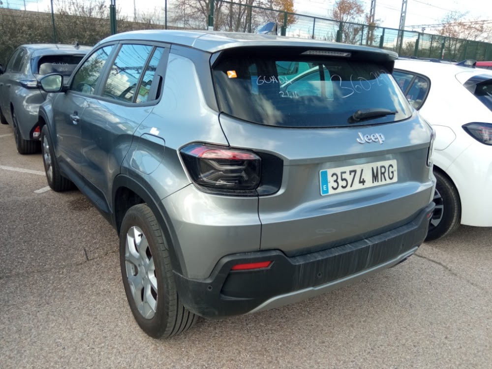 Foto Jeep AVENGER 12