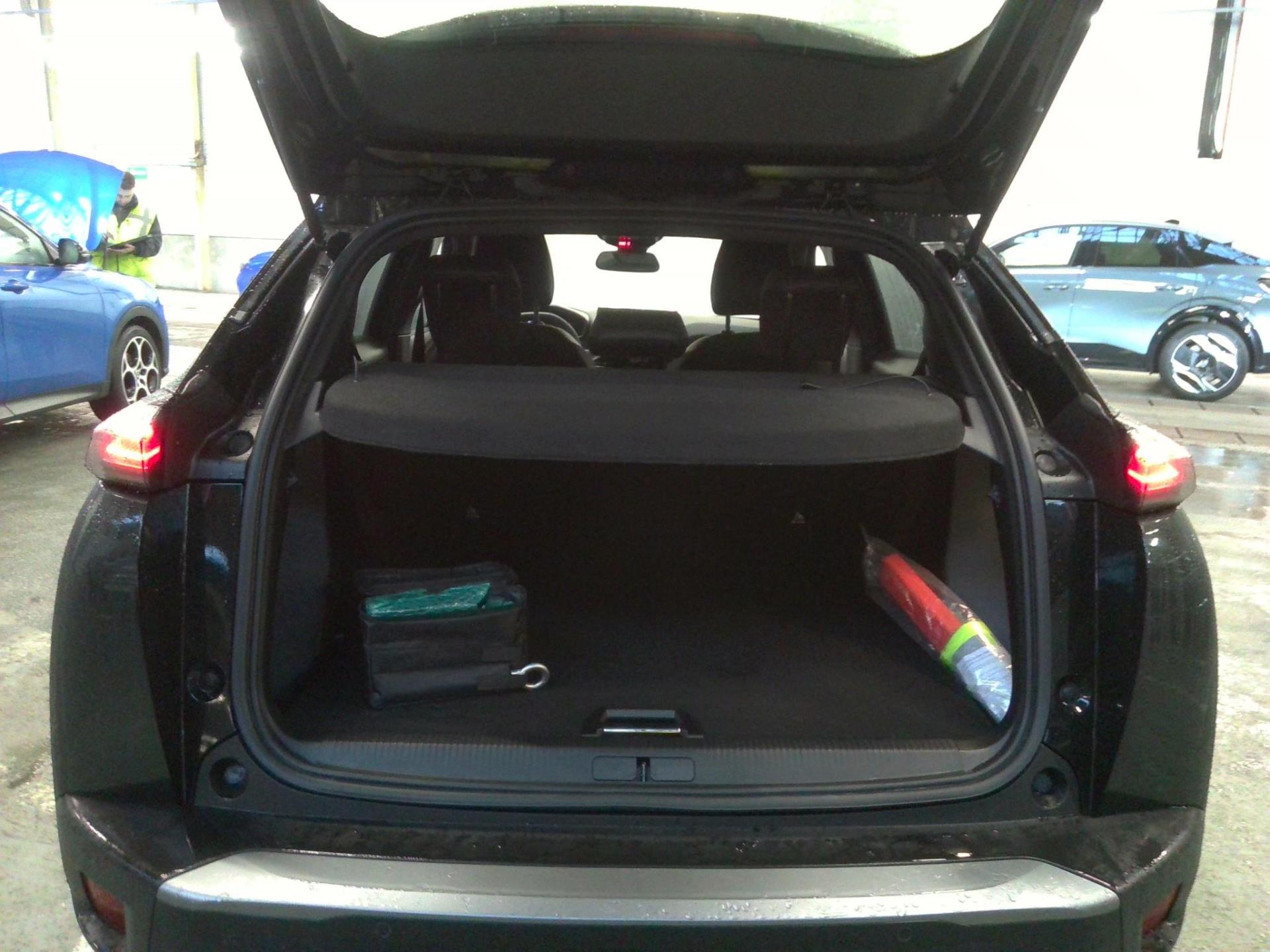 Peugeot 2008 100 S&S BVM6 Allure 2024