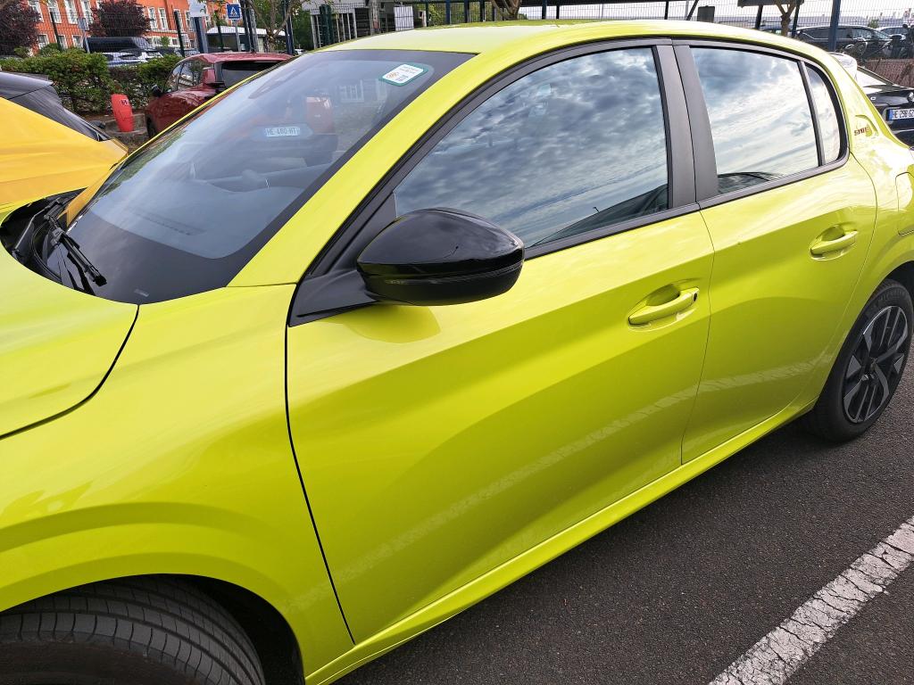 Peugeot 208 Hybrid 110 ch e-DCS6 Style 2025