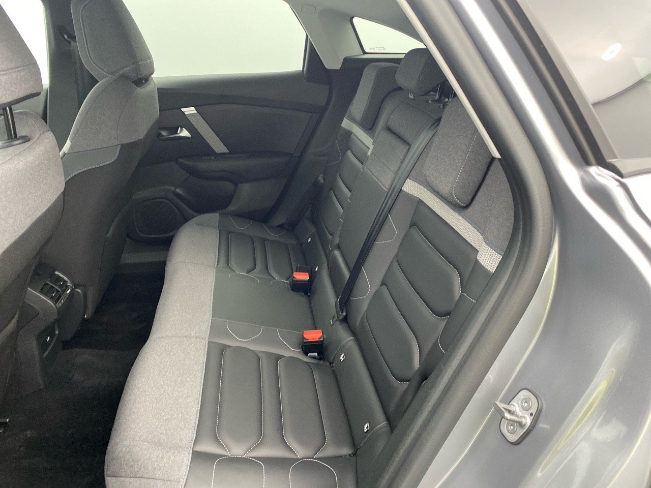 Citroen C4 PureTech 130 S&S EAT8 Shine 2023