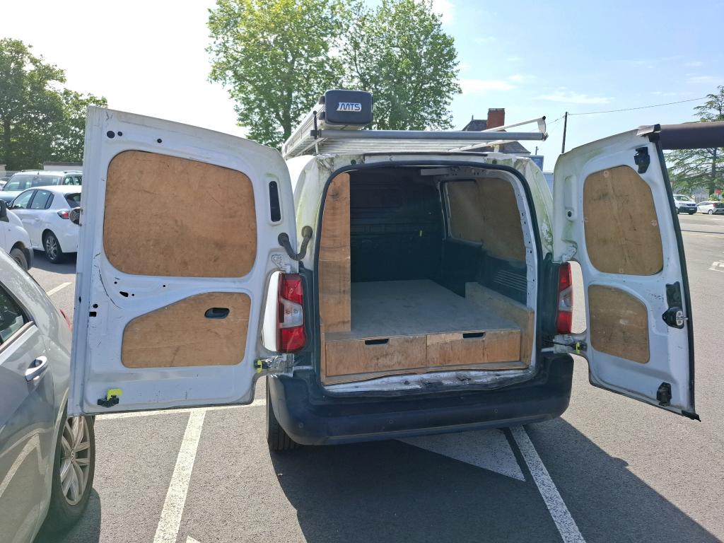 Peugeot PARTNER FOURGON STANDARD 1000 KG BLUEHDI 100 S&S BVM5 ASPHALT 2021