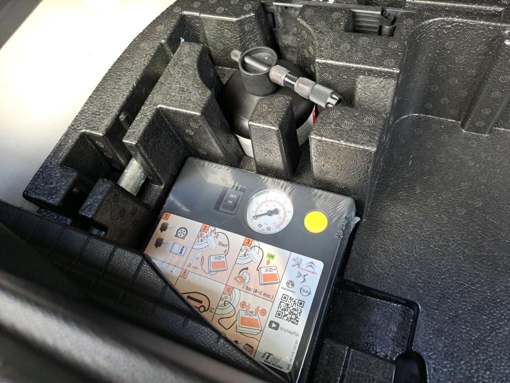 Peugeot 2008 Electrique 136 ch Roadtrip 2022