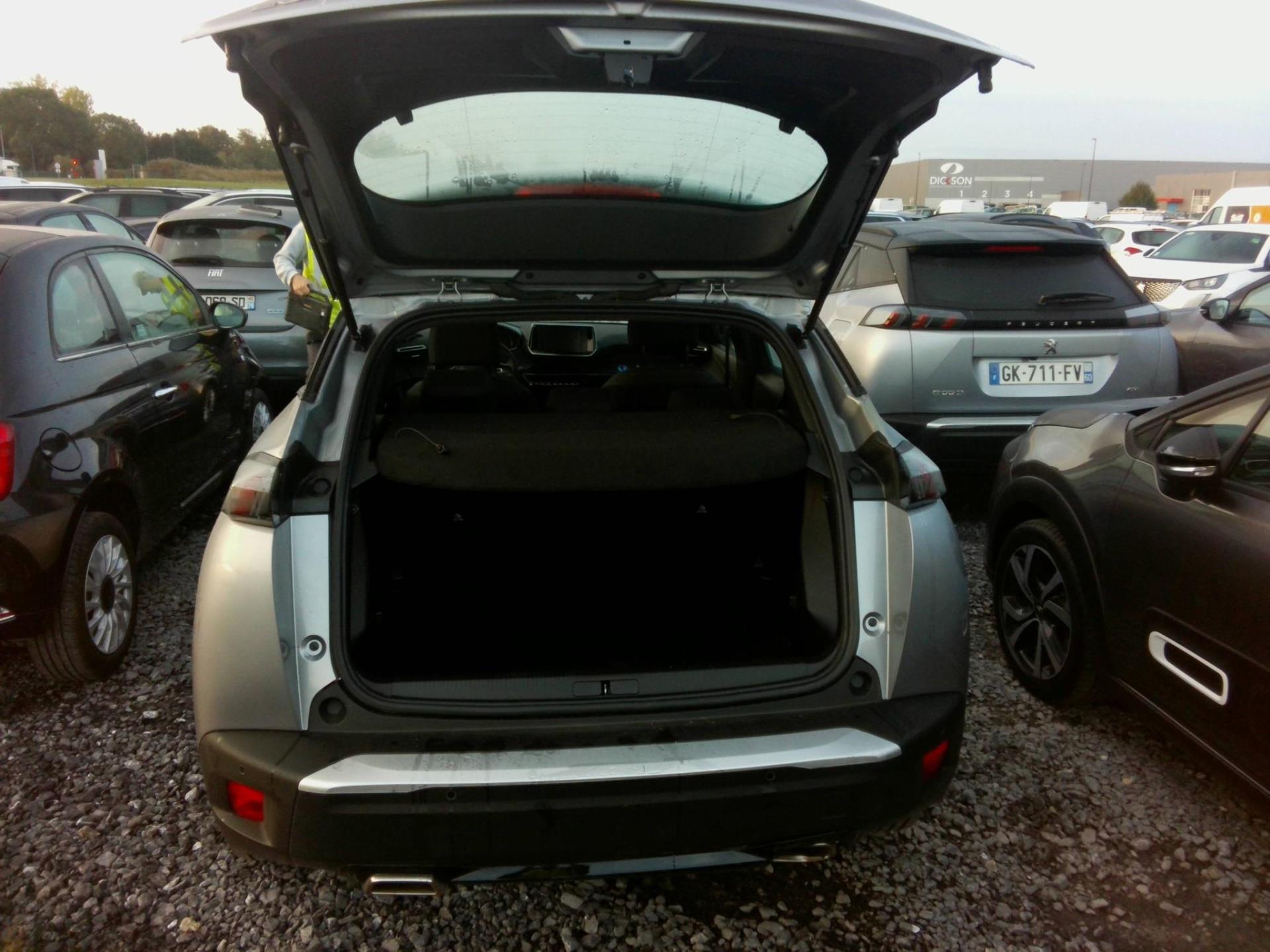 Peugeot 2008 PureTech 130 S&S BVM6 Active Pack 2022