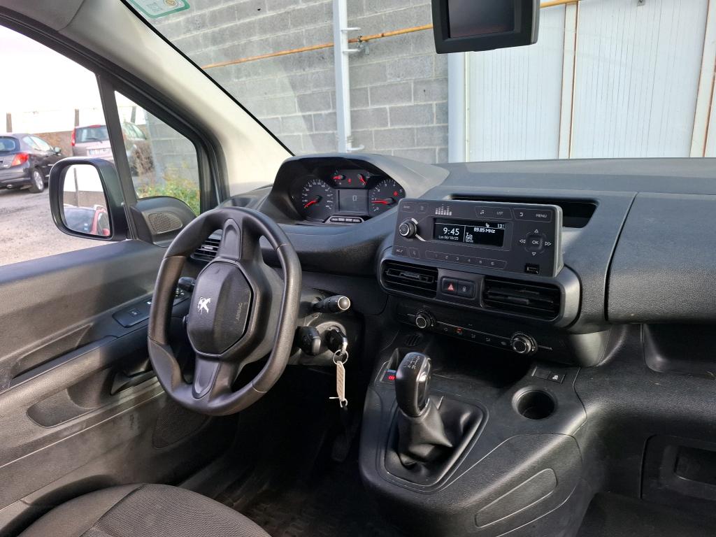 Peugeot PARTNER FOURGON STANDARD 650 KG BLUEHDI 100 S&S BVM5 PREMIUM 2020