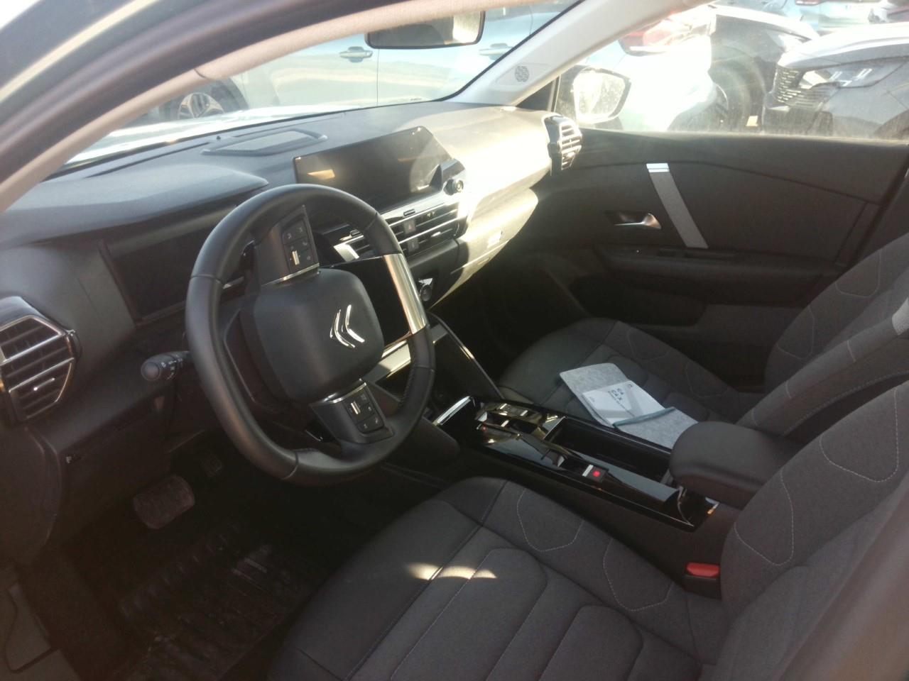 Foto Citroën C4 X 3