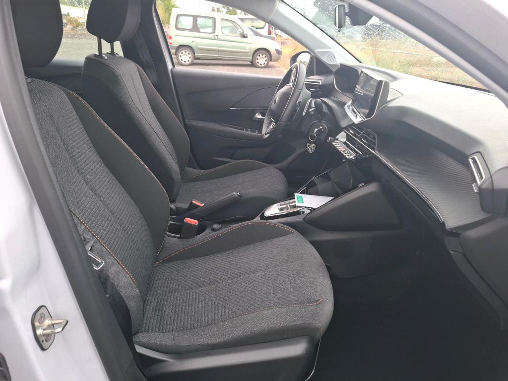 Peugeot 208 Hybrid 110 ch e-DCS6 Style 2025