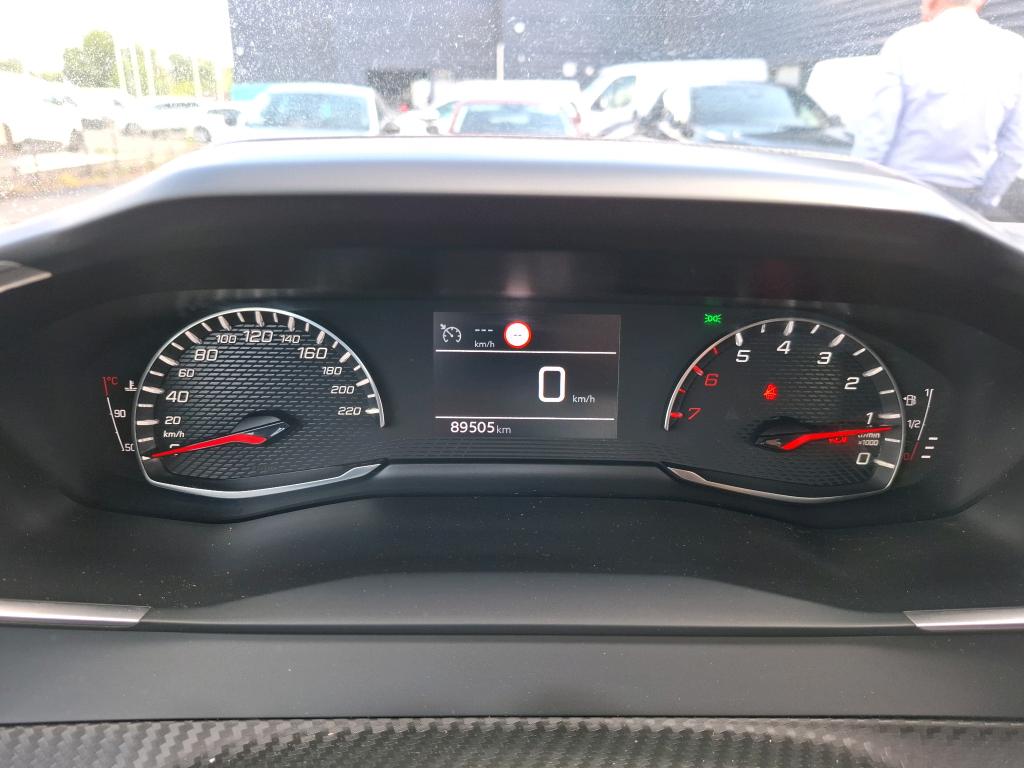 Peugeot 2008 BlueHDi 100 S&S BVM6 Active Business 2020