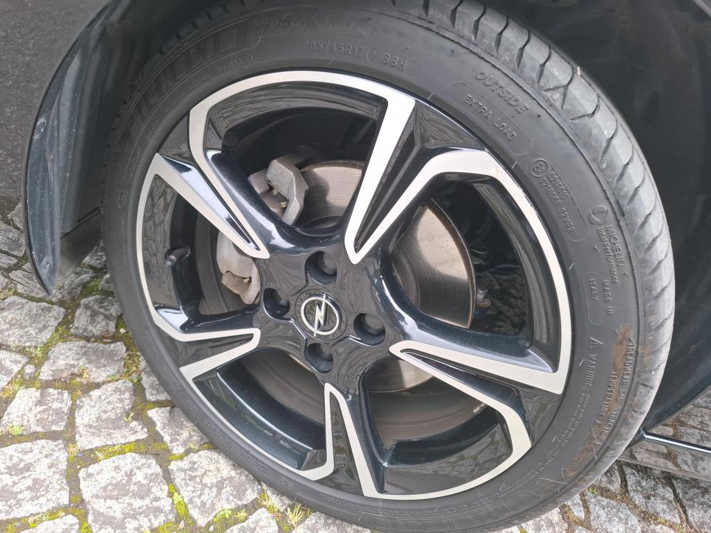 Opel Corsa 1.2 Turbo Hybrid 136 ch e-DCT6 GS 2024