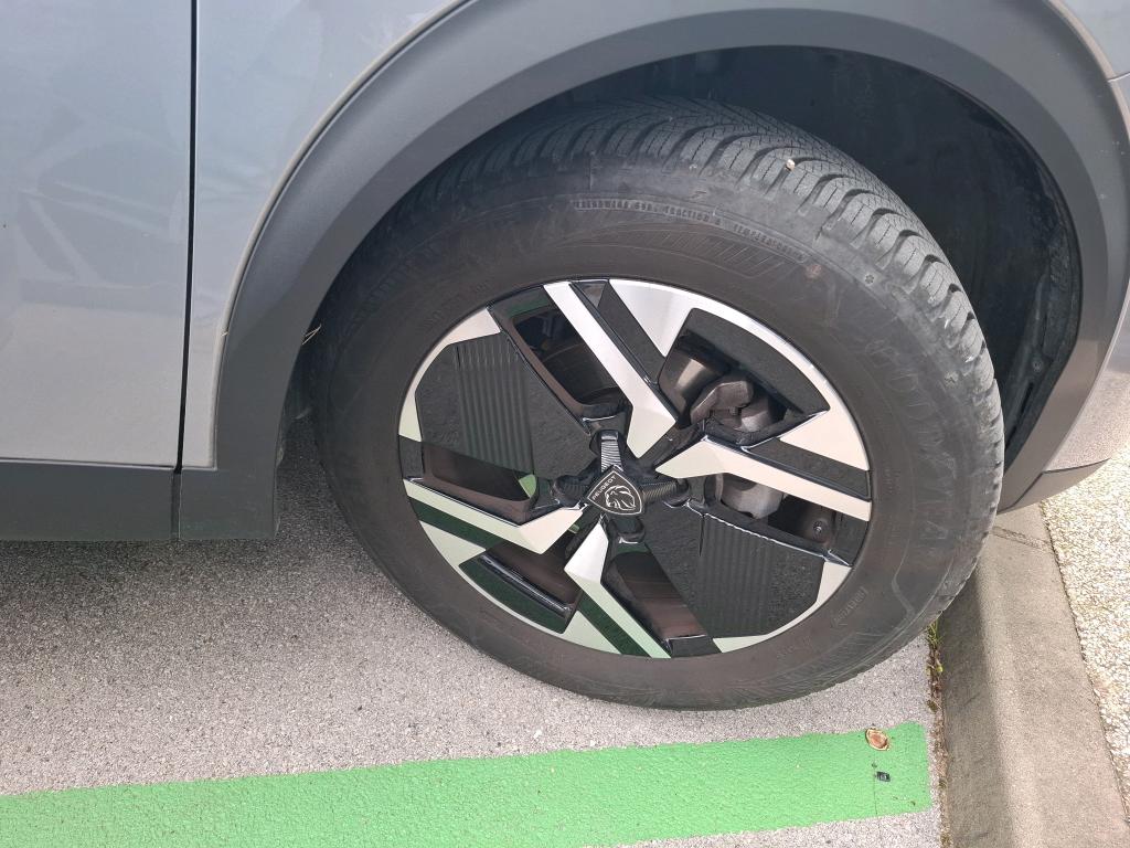 Peugeot 2008 PureTech 130 S&S EAT8 Allure 2024