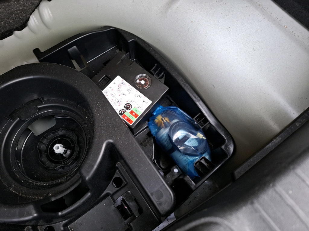 Peugeot 208 PureTech 82ch S&S BVM5 6.2 Evap Signature 2020