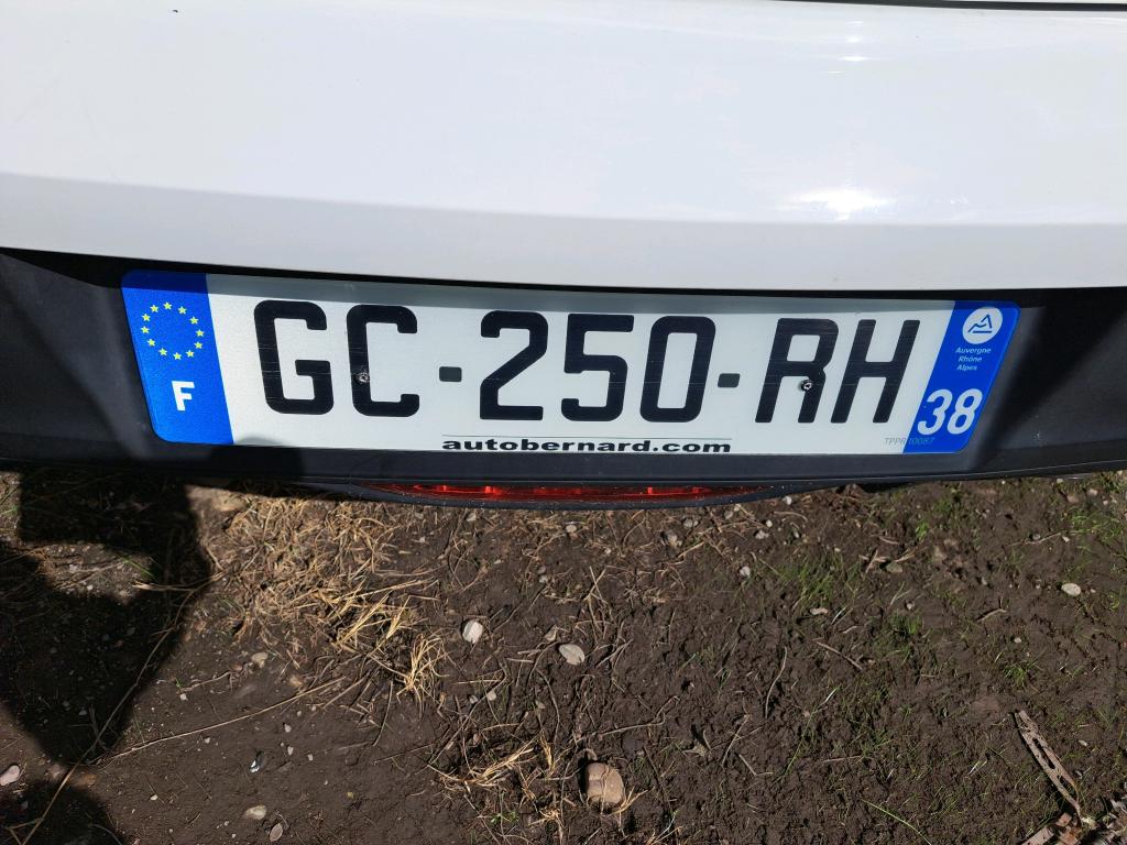 Peugeot 208 BLUEHDI 100 S&S BVM6 PREMIUM 2021
