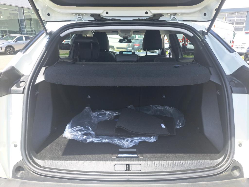 Peugeot 2008 BlueHDi 130 S&S EAT8 Allure Business 2021
