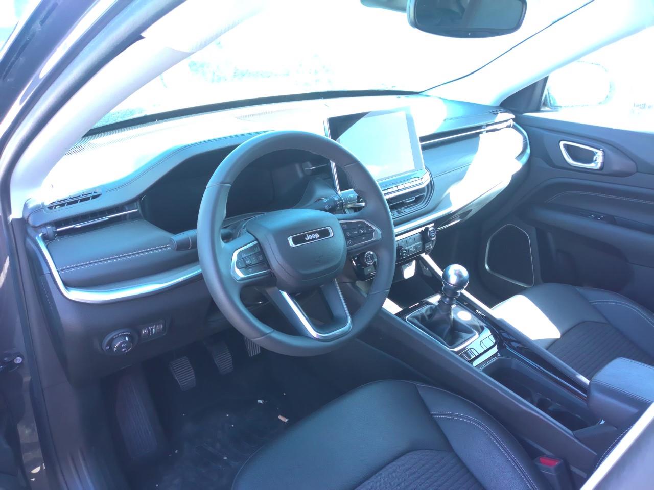 Foto Jeep Compass 4