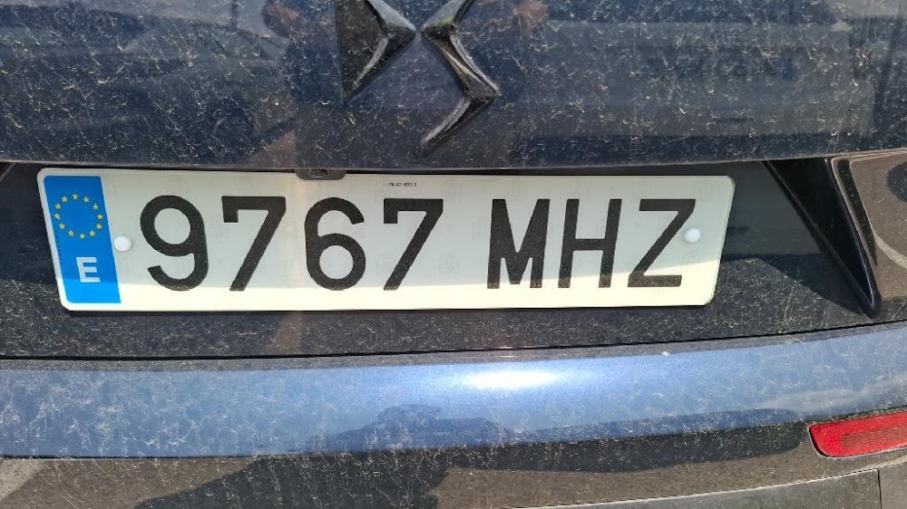 DS DS 7 DS 7 E-TENSE 4X4 300 PERFORMANCE LINE +