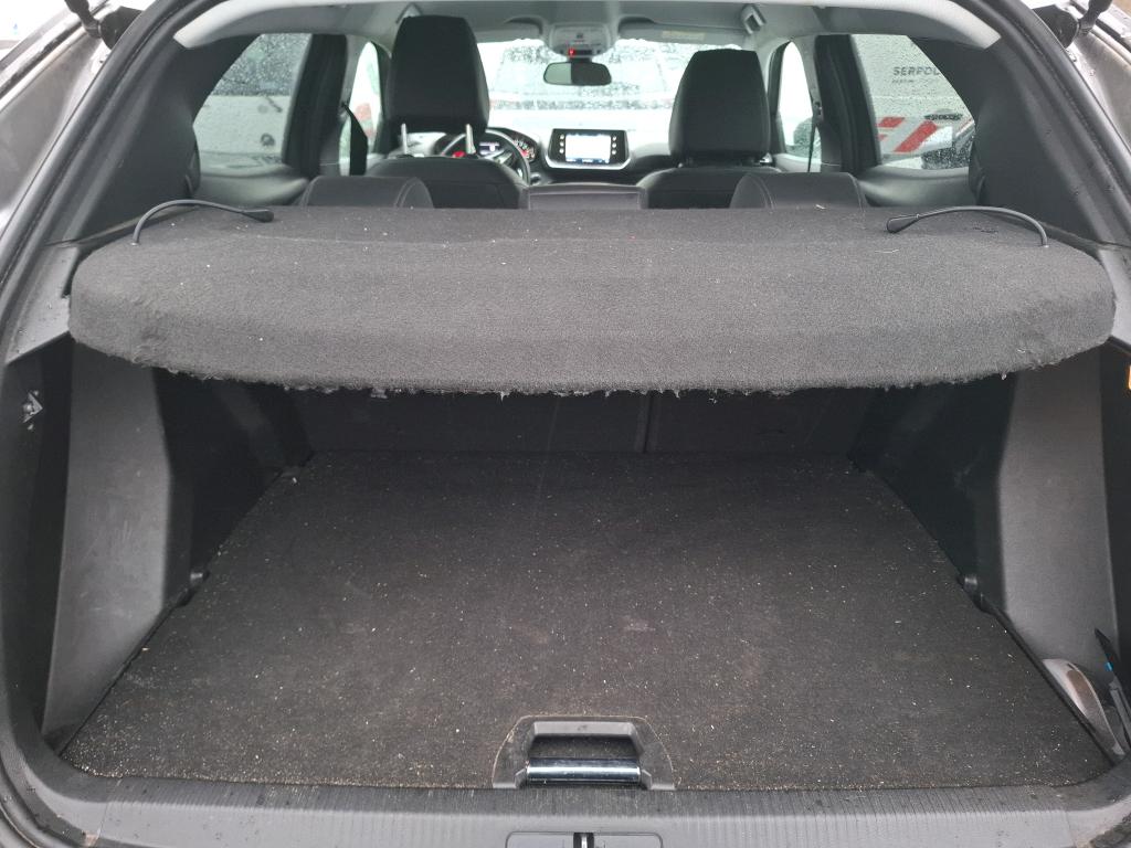 Peugeot 2008 BlueHDi 130 S&S EAT8 Allure 2021