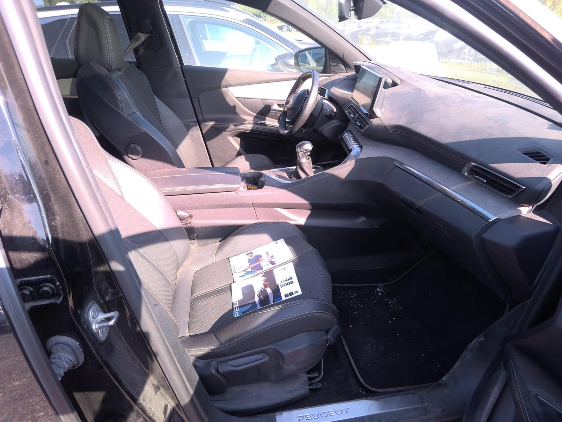 Peugeot 5008 PureTech 130ch S&S BVM6 GT 2023
