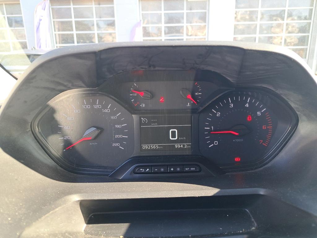 Peugeot PARTNER FOURGON STANDARD 650 KG BLUEHDI 100 S&S BVM5 ASPHALT 2021