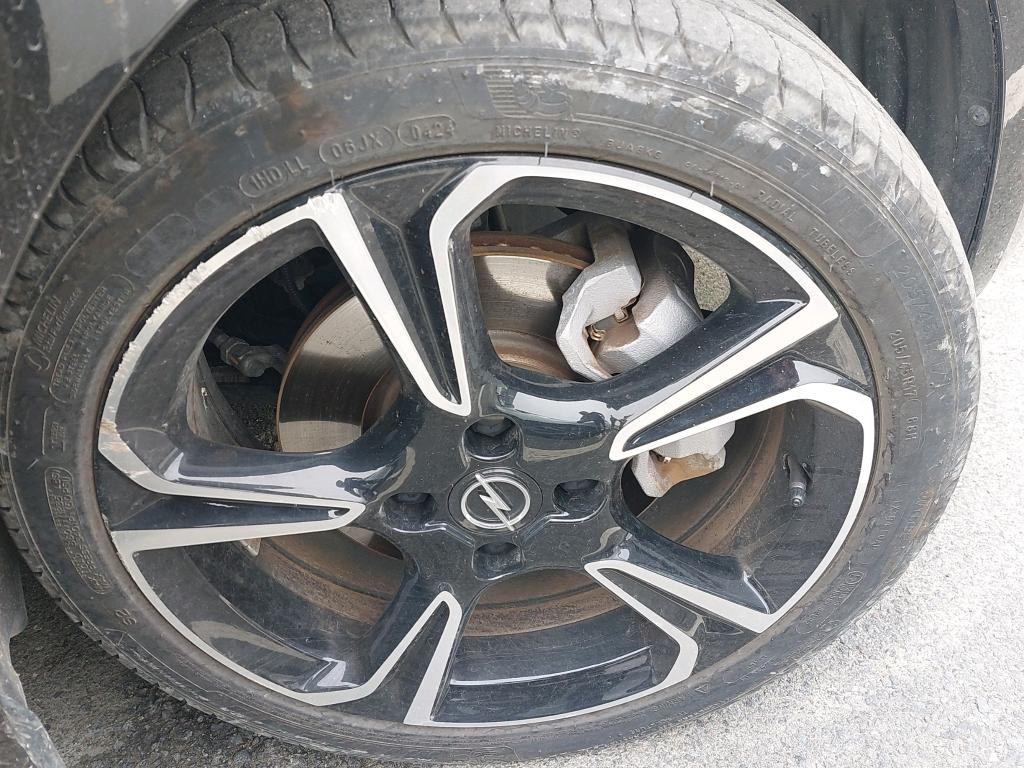 Opel Corsa 1.2 Turbo Hybrid 136 ch e-DCT6 GS 2024