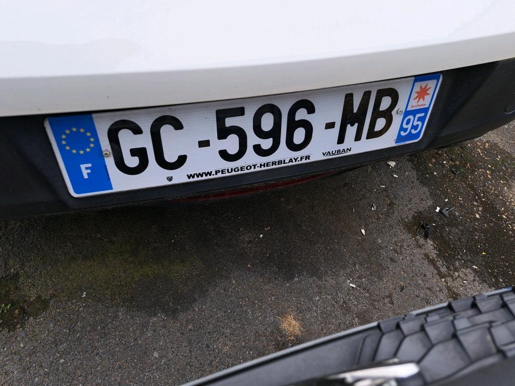 Peugeot 208 BLUEHDI 100 S&S BVM6 PREMIUM PACK 2021